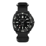 Magennis - Black/White